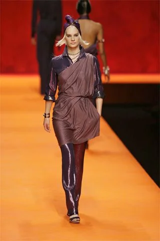 Look 18